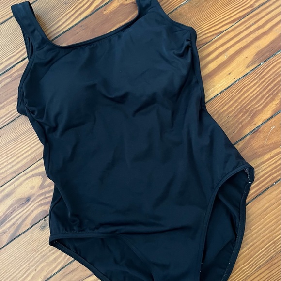 Women's LL BEAN Black Tank Style Bathing Suit ~ Size 10 - Picture 5 of 6